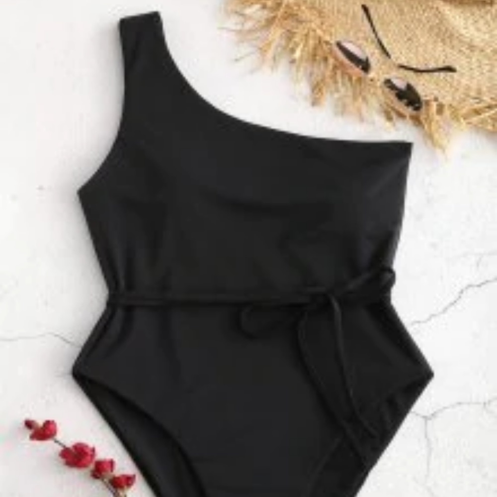 black one shoulder one piece swimsuit